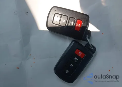 2018 Toyota Corolla Xse from USA, damaged, VIN 2T1BURHE9JC996004